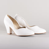 Marilyn Vintage Pumps (Soft Ivory)